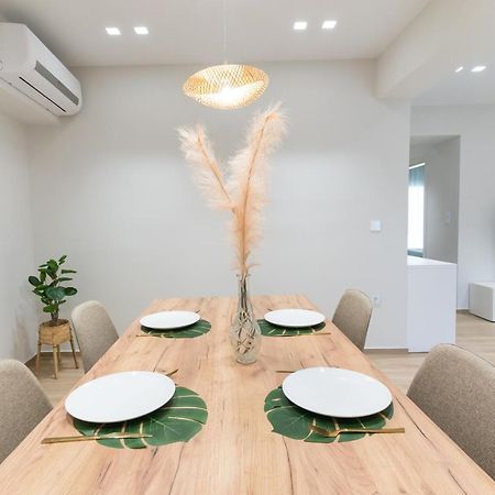 Imeros City Centre Apartment - Luxurious & Spacious! Heraklion  Bagian luar foto