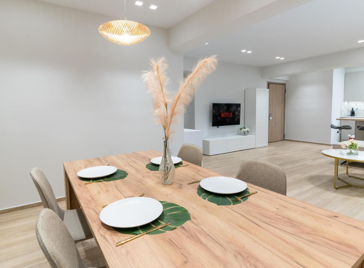 Imeros City Centre Apartment - Luxurious & Spacious! Heraklion  Bagian luar foto