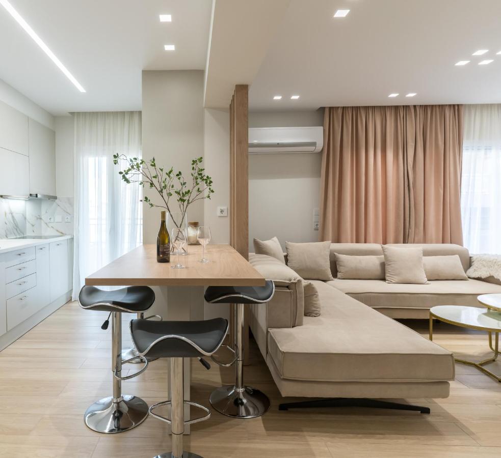 Imeros City Centre Apartment - Luxurious & Spacious! Heraklion  Bagian luar foto